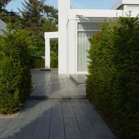 Kongsberg plank i have designet af havearkitekt Tor Haddeland